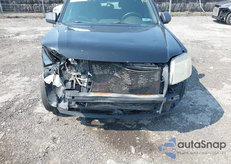 2008 Mercury Mariner V6 z USA, uszkodzony, nr VIN 4M2CU91188KJ15291